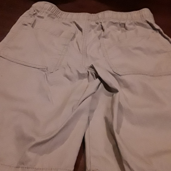 Girls  CAT&JACK Shorts. ( L 12- 14). - Picture 4 of 4